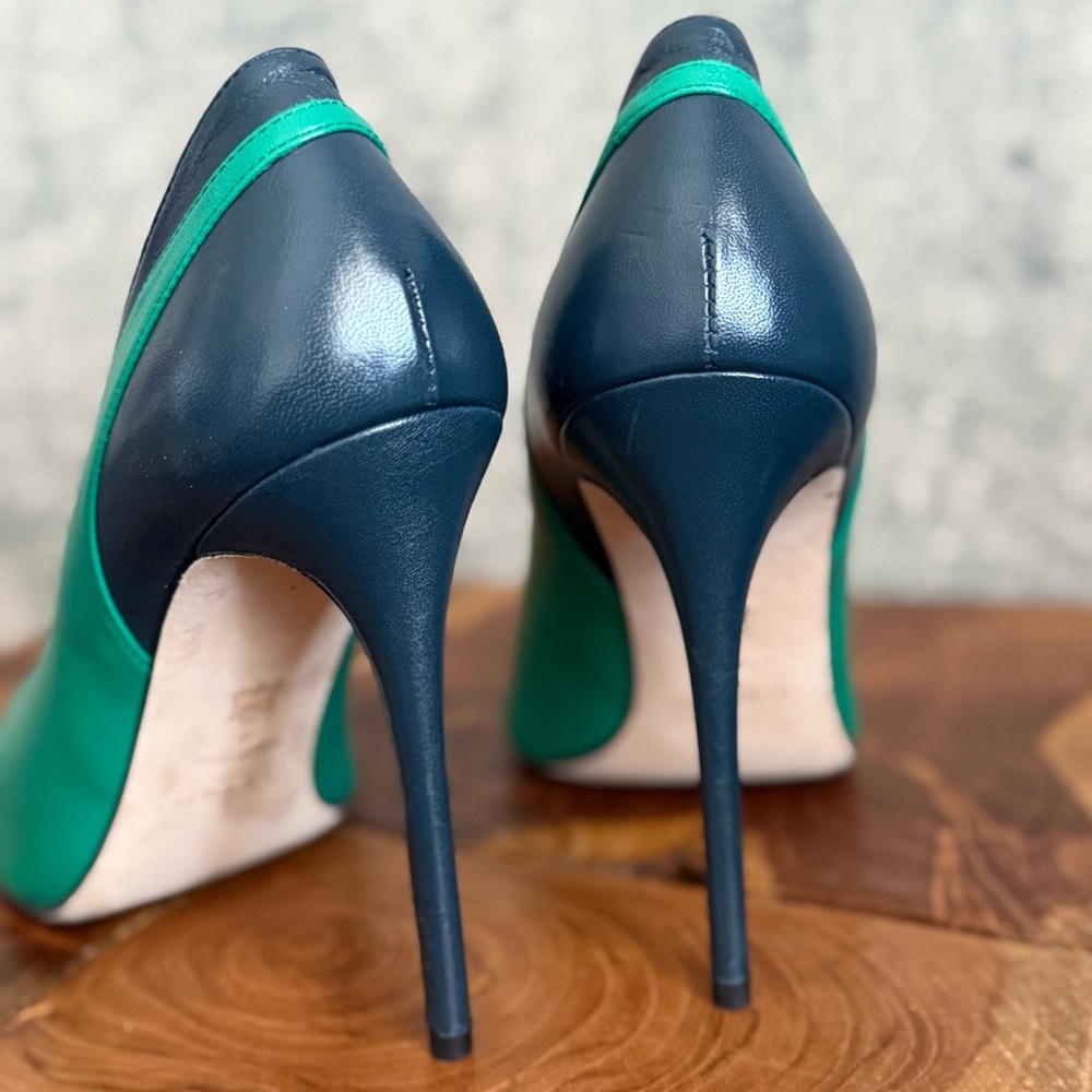 Elegant Green and Black leather  Women's Heels - Picture 8 of 10